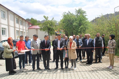 LİSE ÖĞRENCİLERİMİZDEN DEPREM BÖLGESİNE KERMES DESTEĞİ
