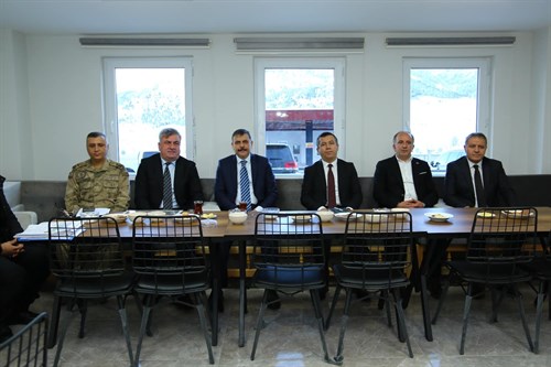 ERZURUM VALİMİZ SAYIN MUSTAFA ÇİFTÇİ, AKSU MAHALLEMİZİ ZİYARET ETTİ
