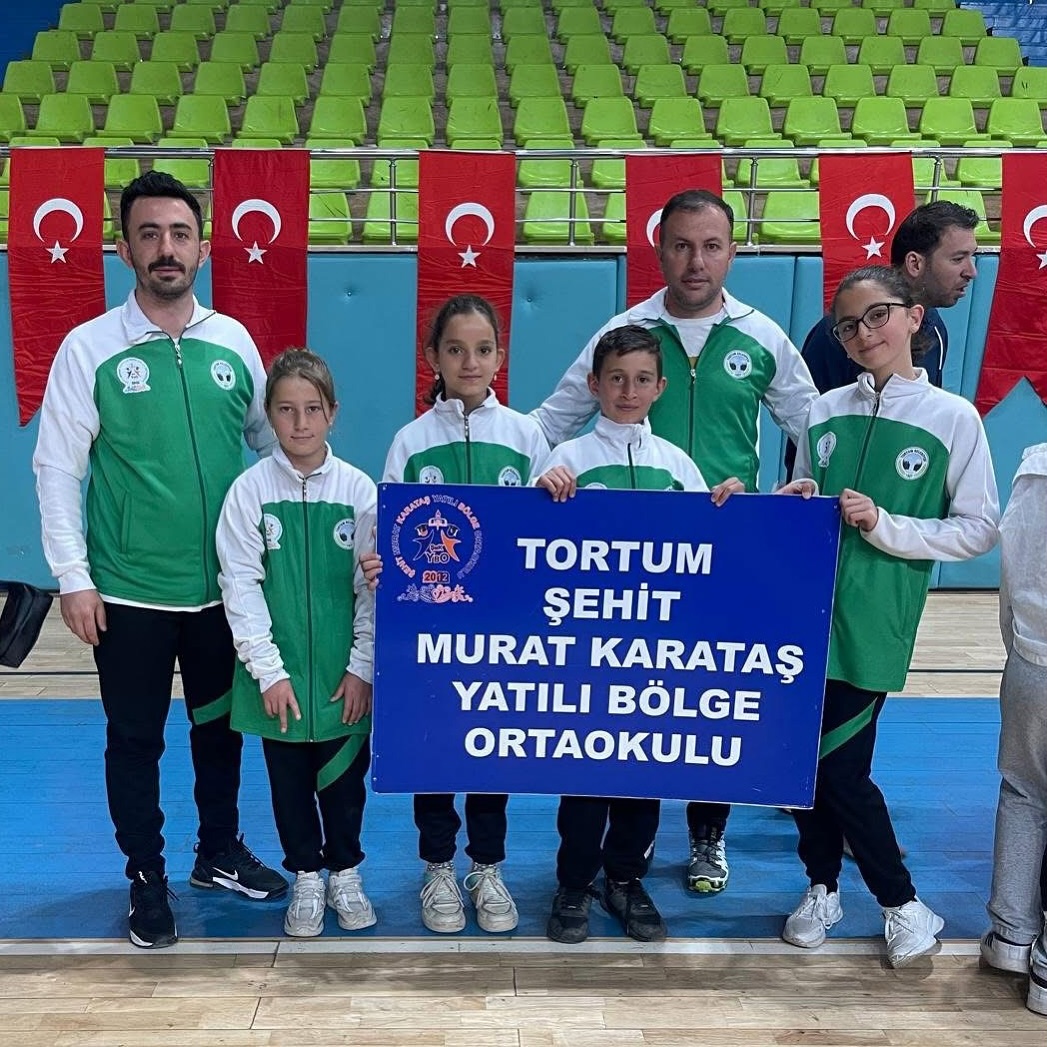 ŞEHİT MURAT KARATAŞ YATILI BÖLGE ORTAOKULU ÖĞRENCİLERİMİZDEN BÜYÜK BAŞARI